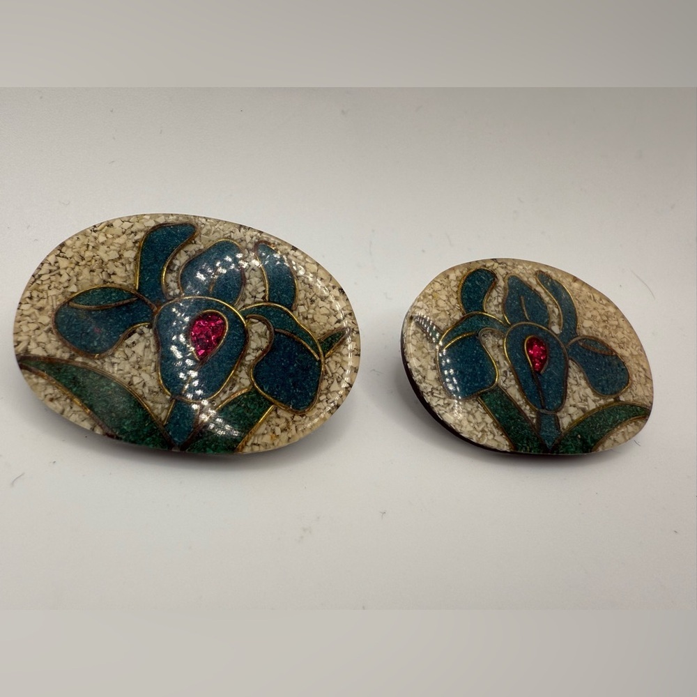 1970s vintage iris flower earrings